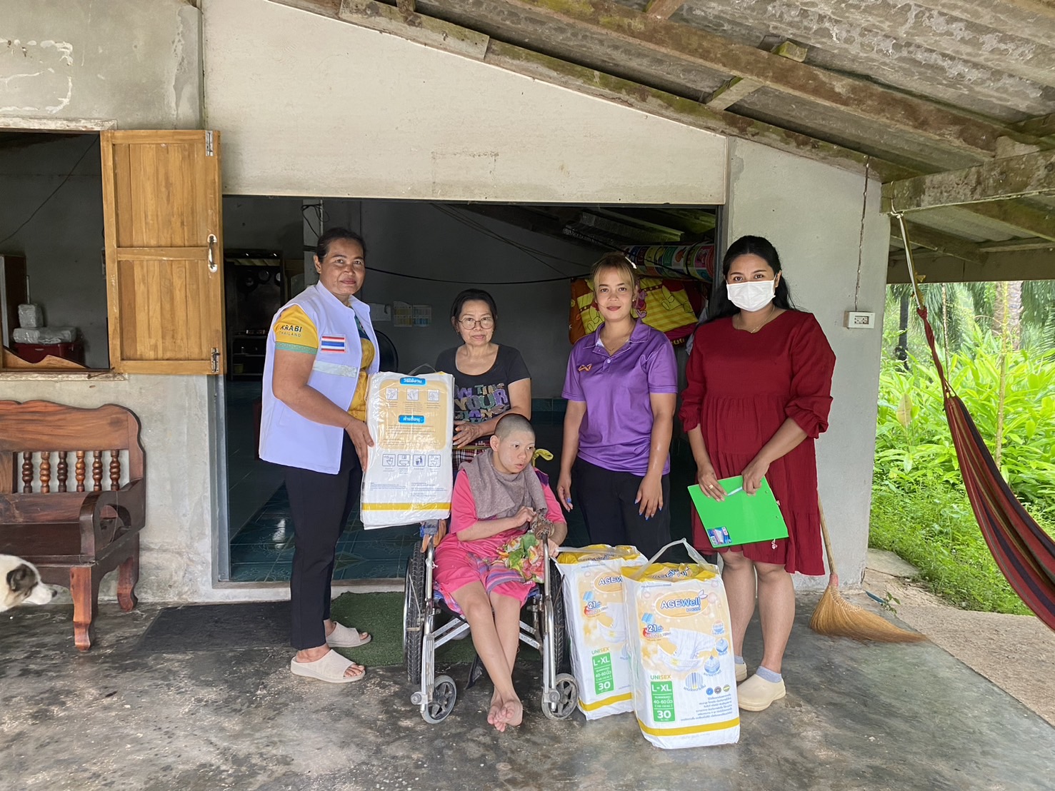 โครงการผ้าอ้อมผู้ใหญ่ สู่การยกระดับคุณภาพชีวิตผู้ป่วยติดเตียงและผู้มีปัญหาการขับถ่ายในชุมชน